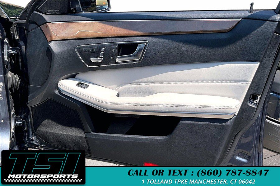 Used 2016 Mercedes-Benz E 350 4MATIC Sedan image 23