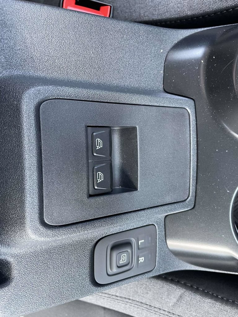 New 2026 Ford Bronco 2-Door AWD/4WD image 16