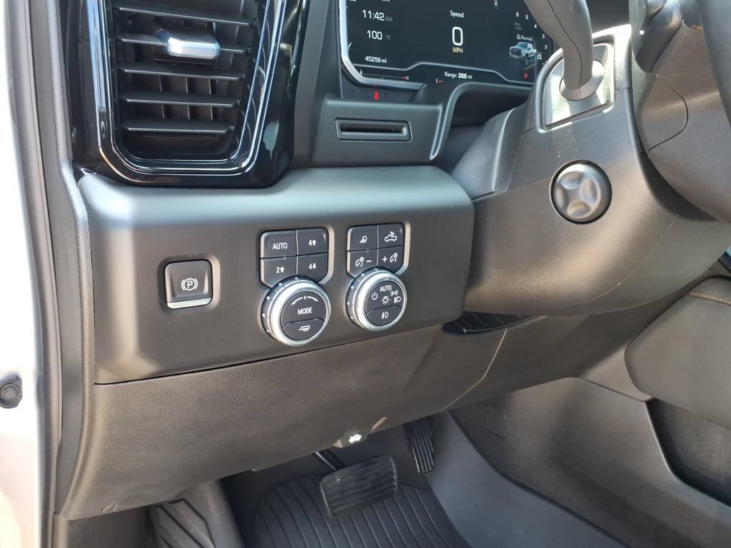Used 2023 GMC Sierra 1500 AT4 AWD/4WD image 24