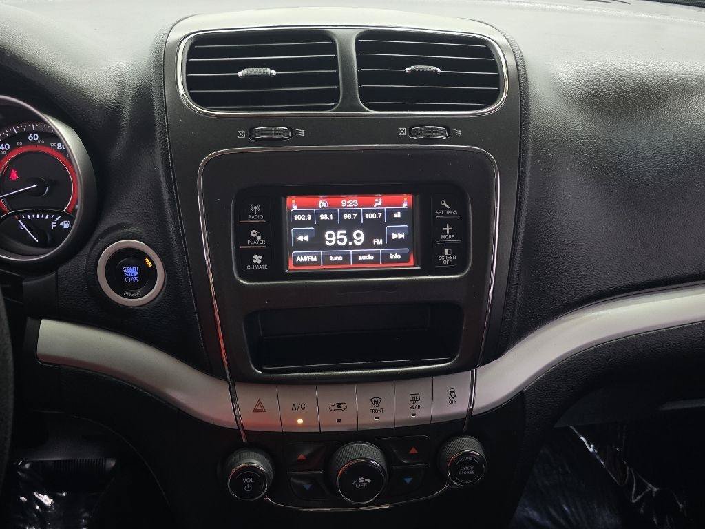 Used 2014 Dodge Journey American Value Package w/ Flexible Seating Group FWD image 22