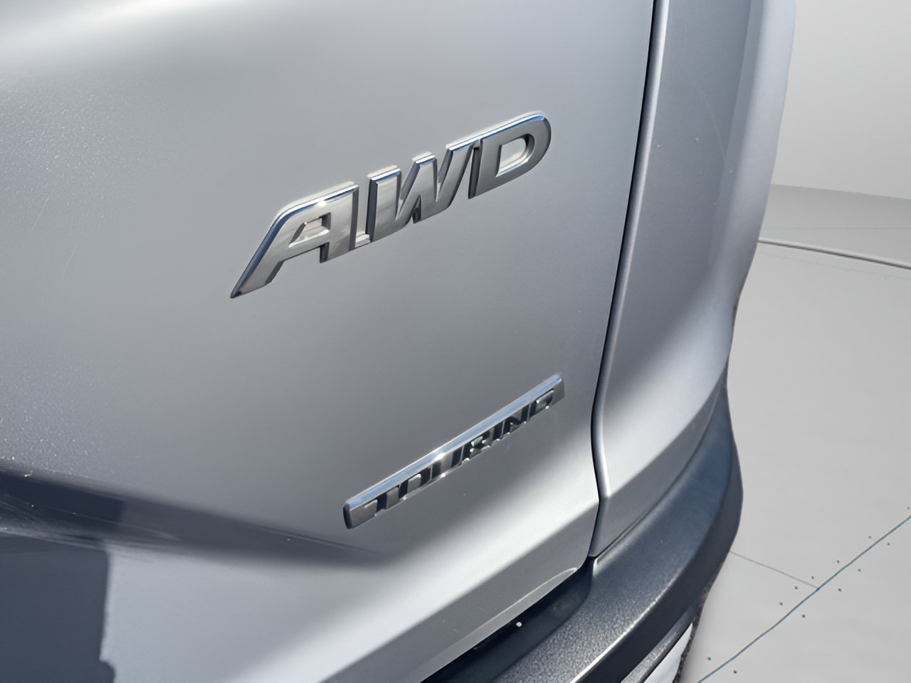 Used 2017 Honda CR-V Touring image 12