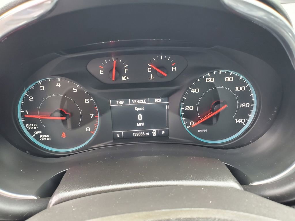 Used 2017 Chevrolet Malibu LT FWD image 15