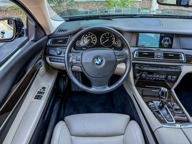 Used 2011 BMW ActiveHybrid 7 Li RWD image 28