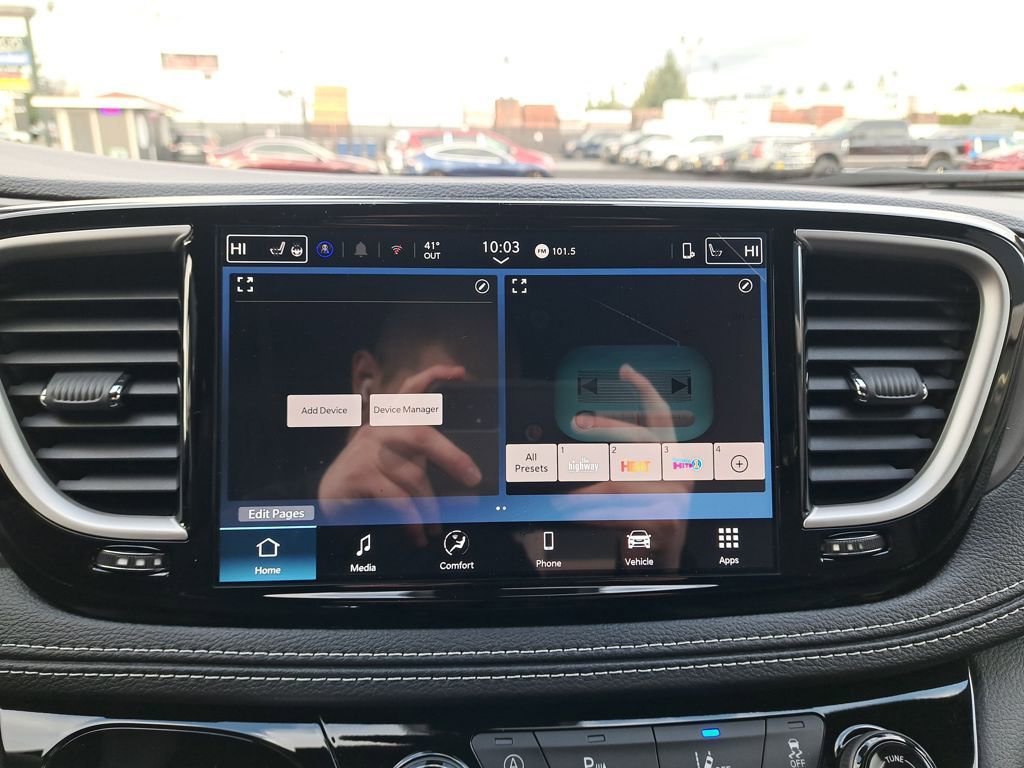 New 2026 Chrysler Pacifica Select w/ S Appearance Package FWD image 24