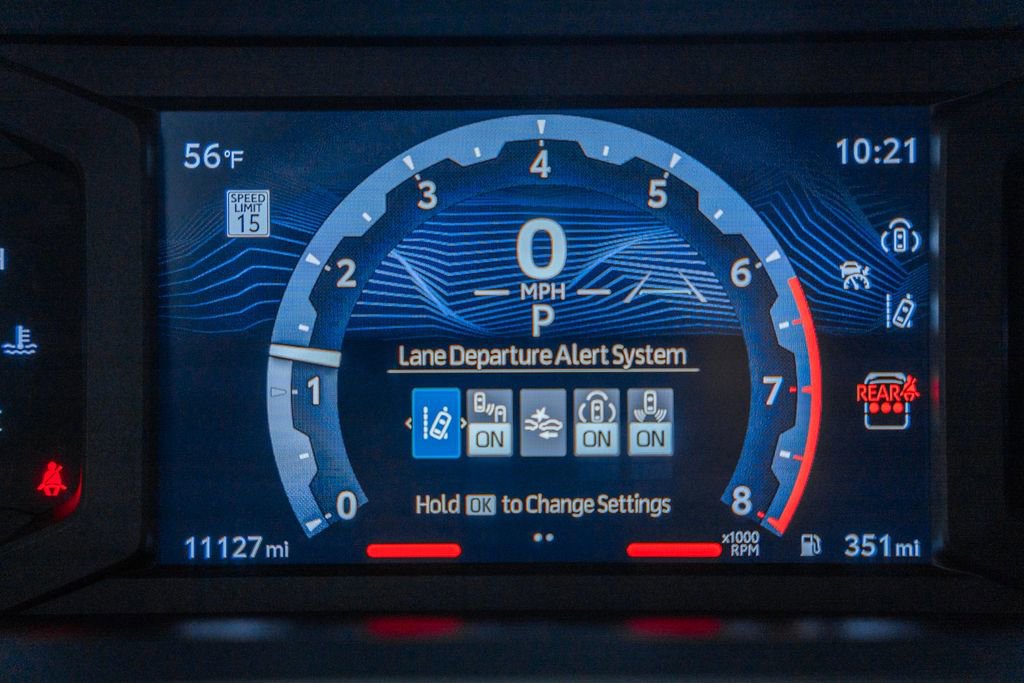 Certified 2025 Toyota 4Runner SR5 AWD/4WD image 43