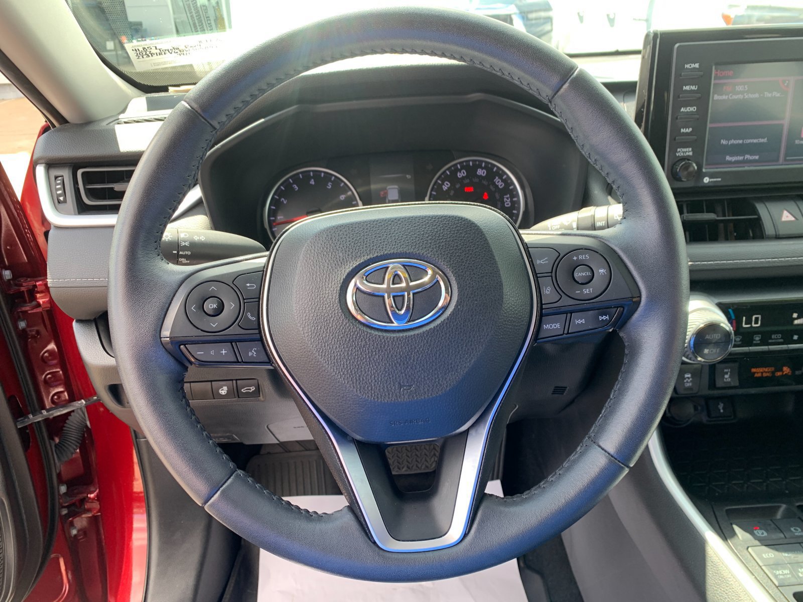 Used 2022 Toyota RAV4 XLE w/ Convenience Package AWD/4WD image 24