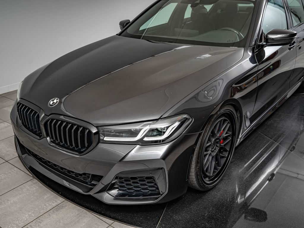 Used 2023 BMW 540i w/ M Sport Package RWD image 15