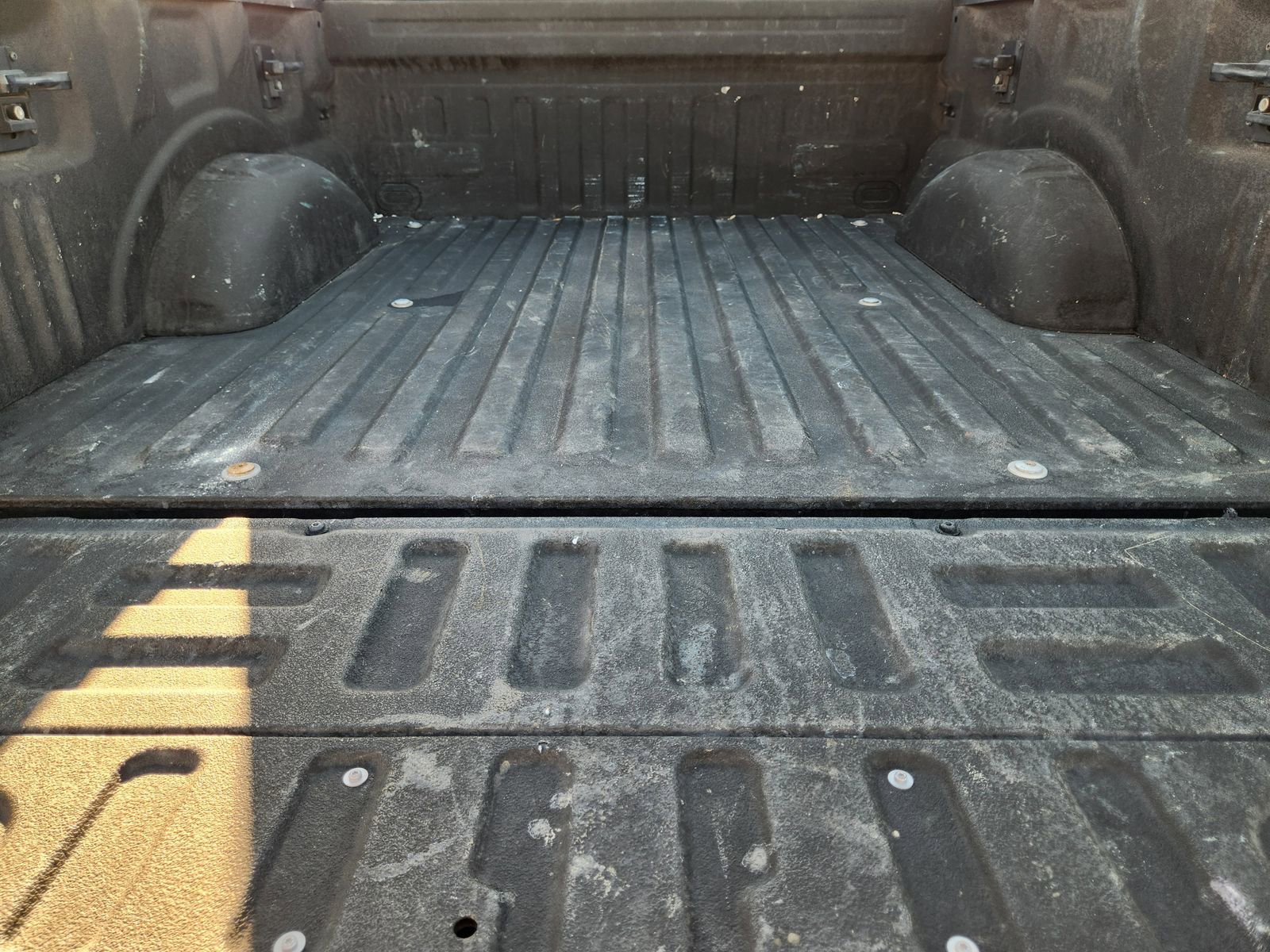 Used 2020 Ford F150 Raptor w/ Equipment Group 802A Luxury image 35