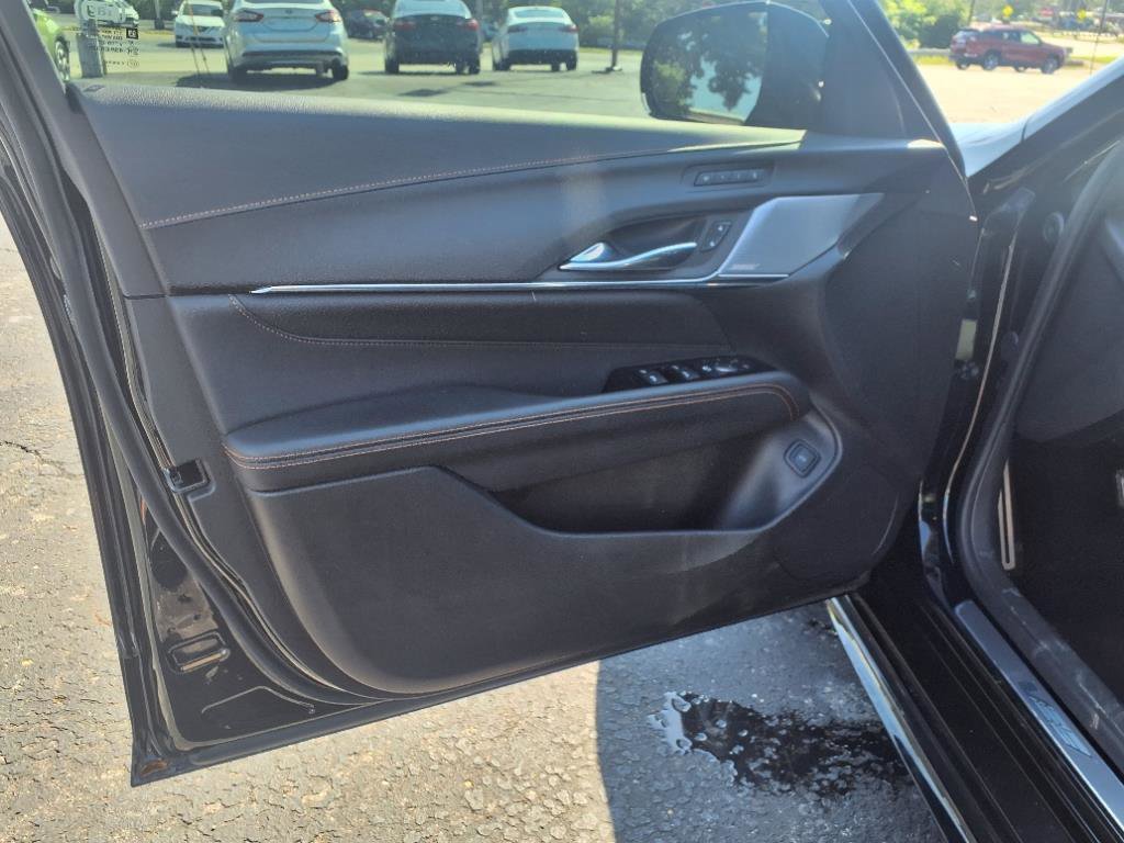 Used 2023 Cadillac CT4 V image 13