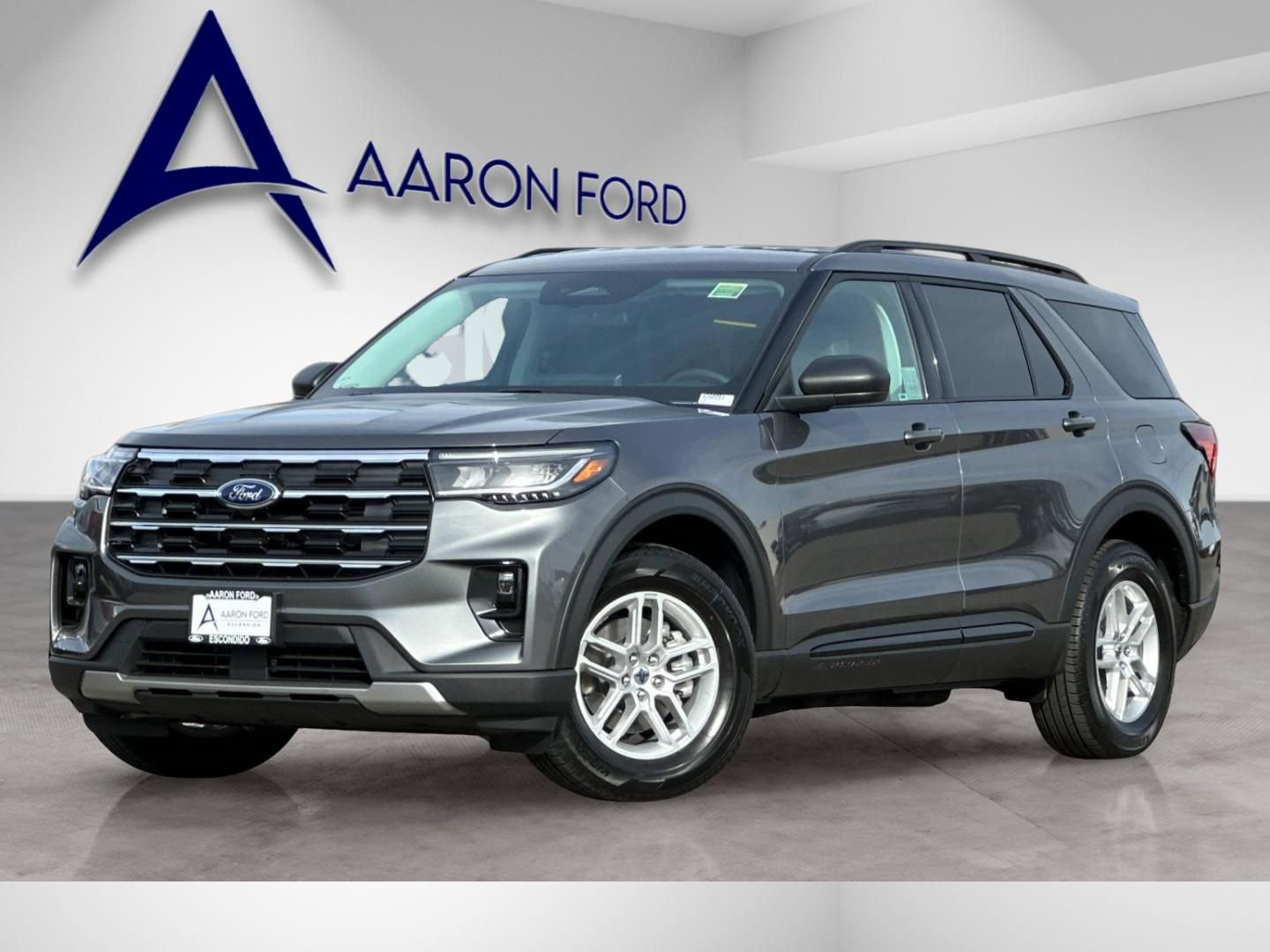 New 2026 Ford Explorer Active w/ Active Comfort Package image 2