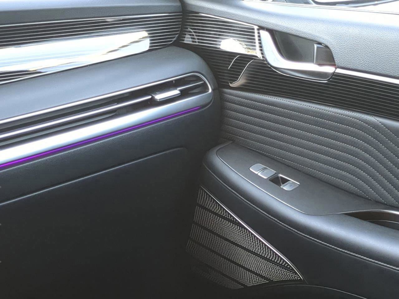 Used 2025 Hyundai Palisade Calligraphy image 14