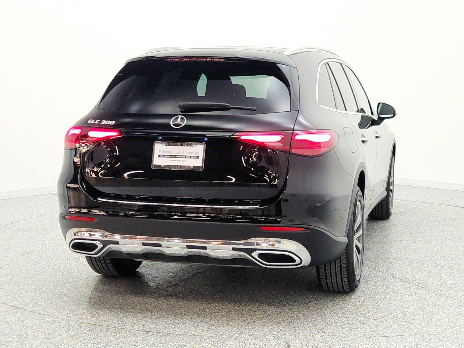 Used 2024 Mercedes-Benz GLC 300 image 6