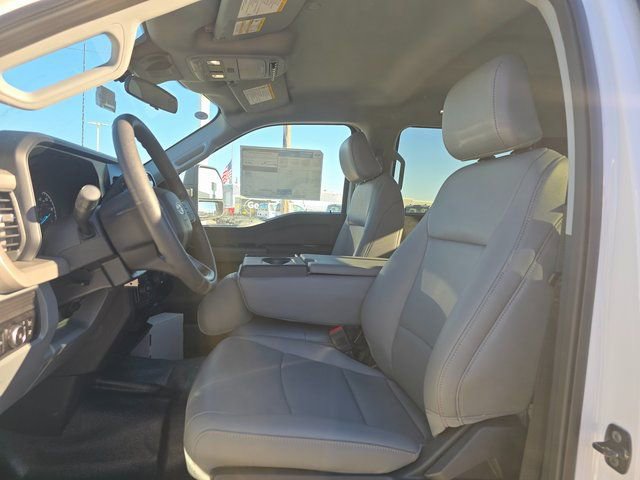New 2026 Ford F350 XL w/ XL Chrome Package image 11
