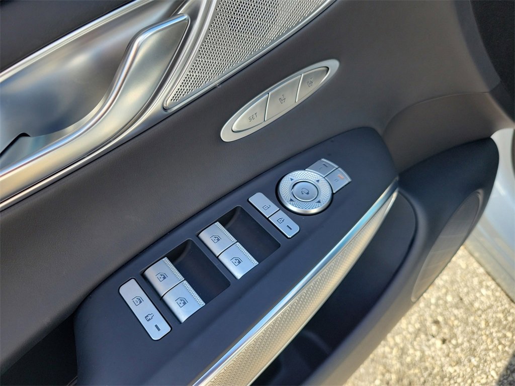 Used 2024 Genesis GV70 3.5T Sport image 20