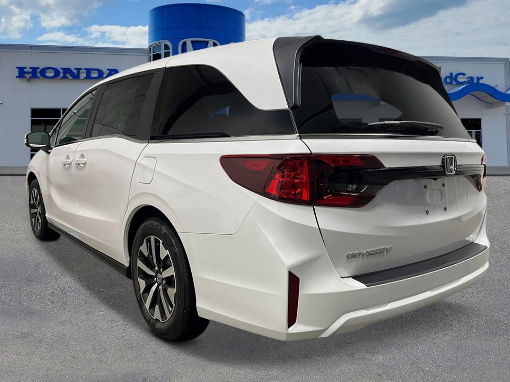 New 2026 Honda Odyssey EX-L image 3