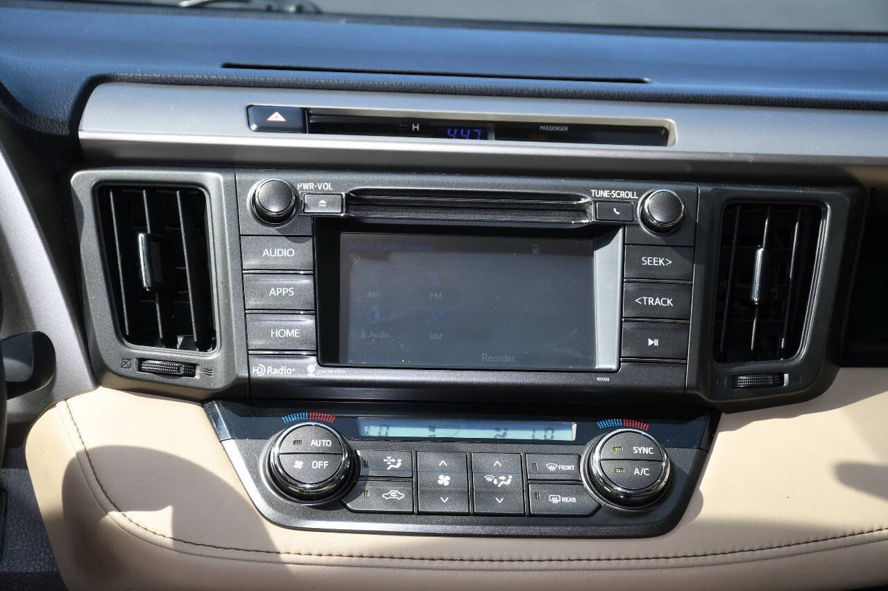 Used 2015 Toyota RAV4 XLE AWD/4WD image 26