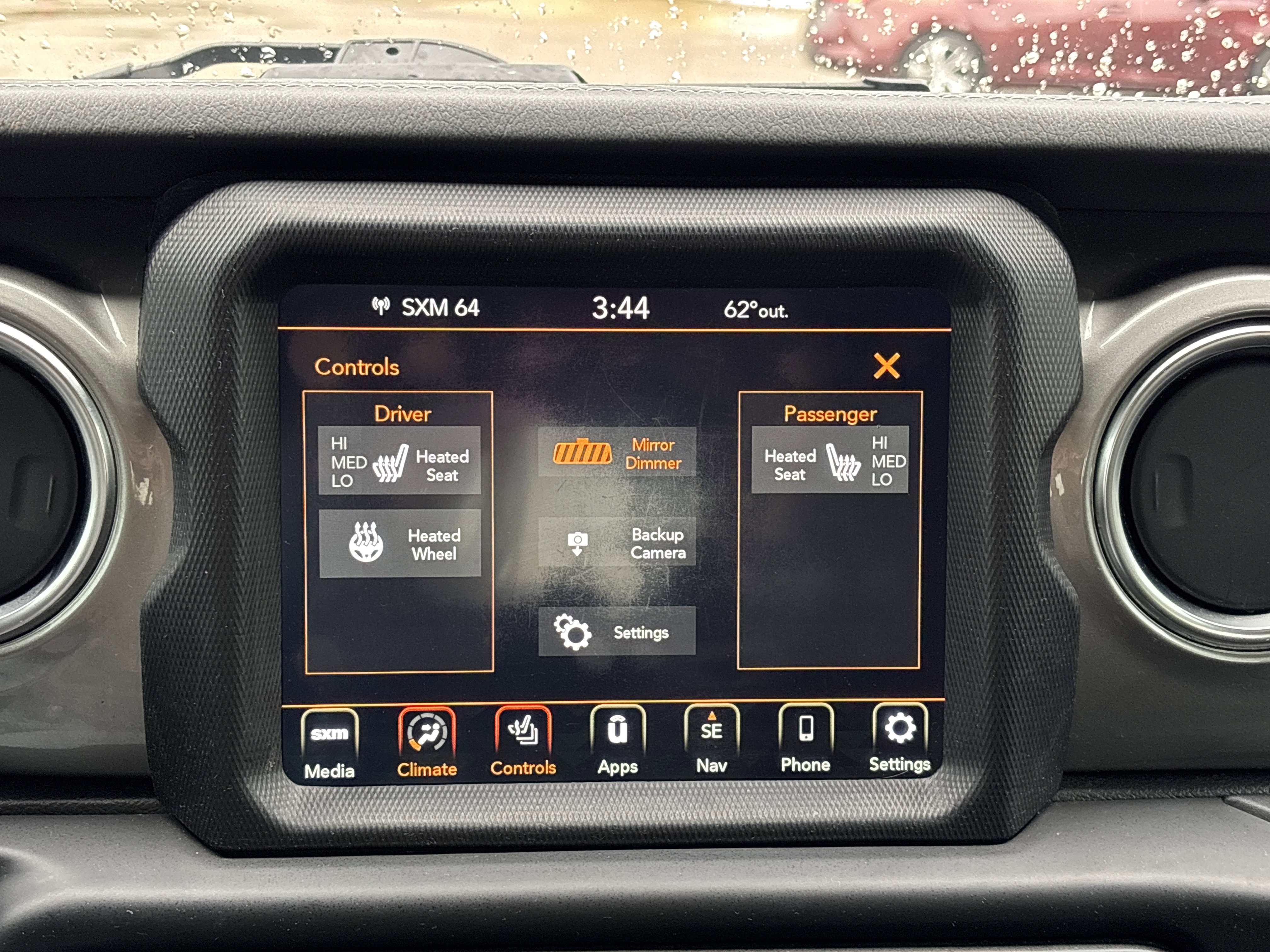 Used 2020 Jeep Wrangler Unlimited Sahara w/ Dual Top Group AWD/4WD image 19