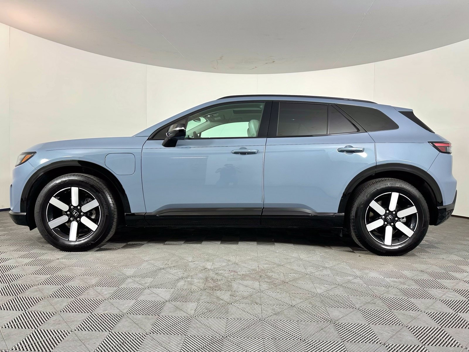 Used 2024 Honda Prologue Touring image 14