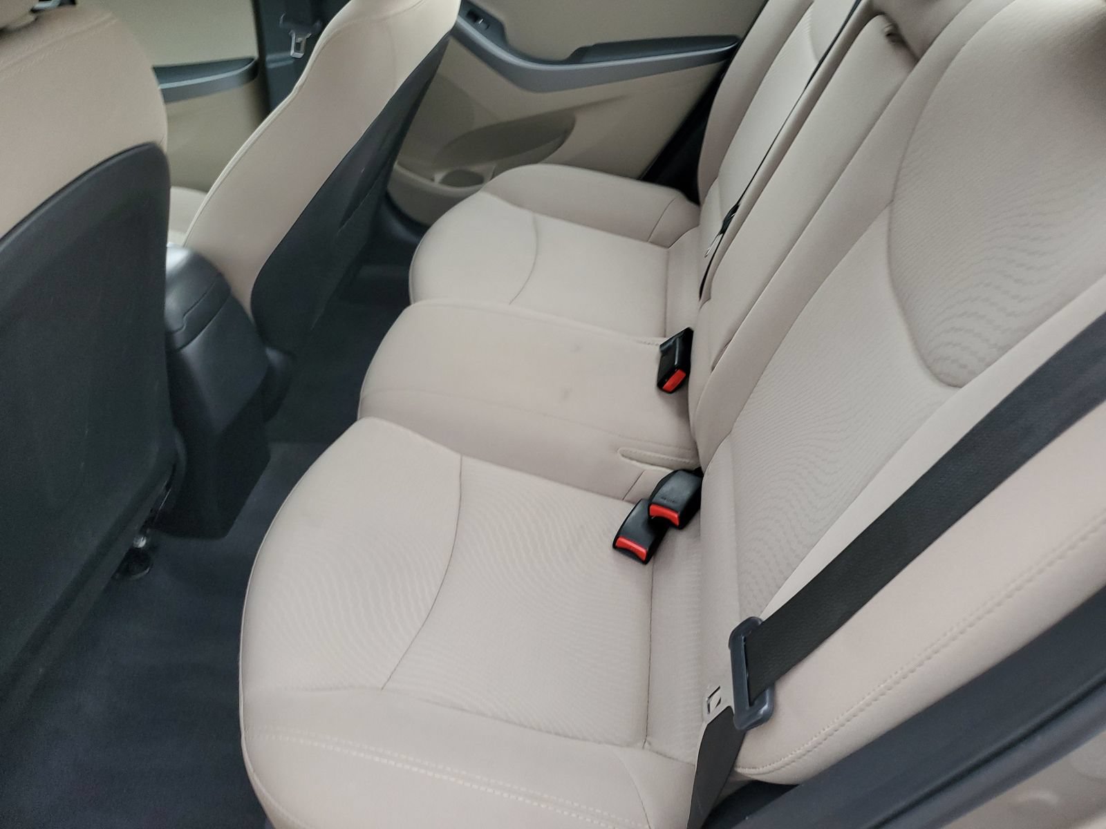 Used 2016 Hyundai Elantra SE FWD image 12