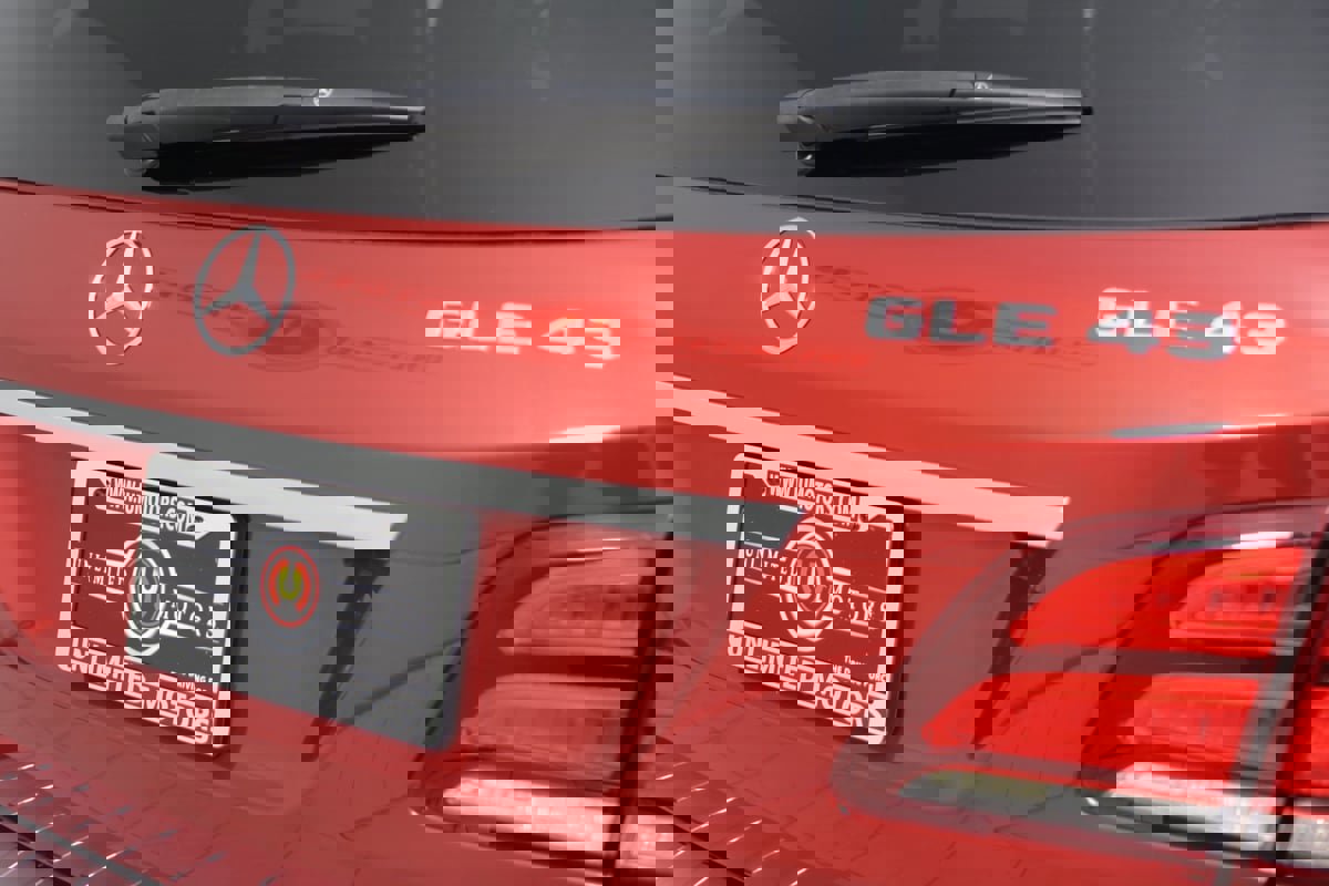 Used 2019 Mercedes-Benz GLE 43 AMG 4MATIC image 17