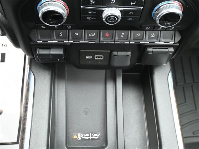 Used 2022 GMC Sierra 2500 Denali w/ Denali Ultimate Package image 18