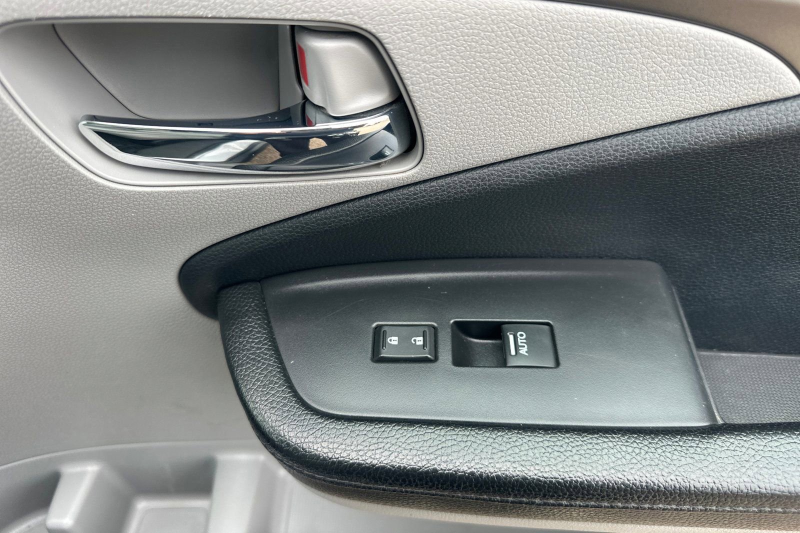 Used 2017 Honda Pilot EX-L image 20