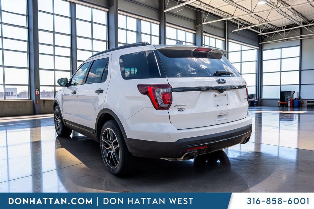 Used 2016 Ford Explorer Sport w/ Equipment Group 401A AWD/4WD image 31