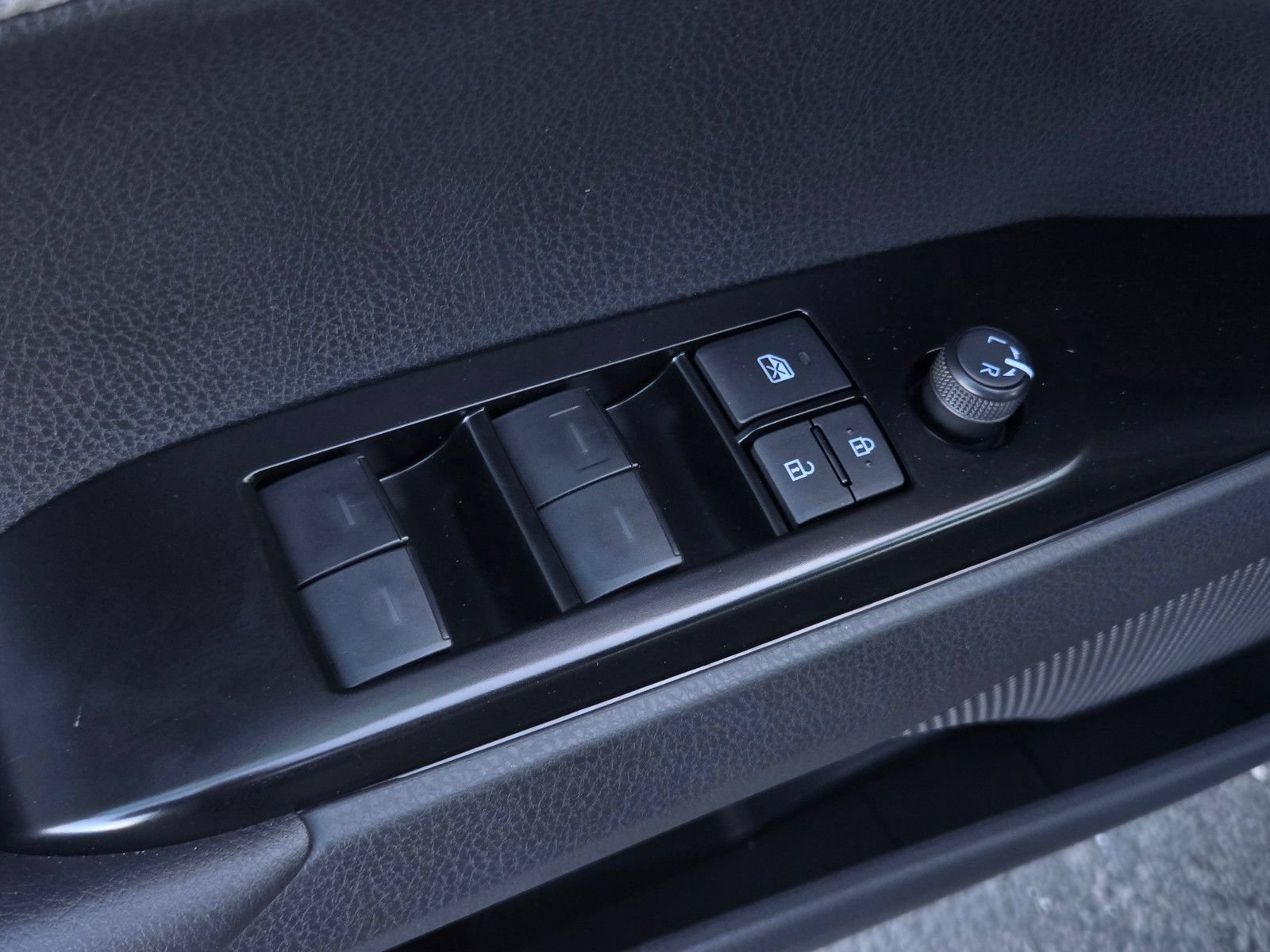 Certified 2026 Toyota Camry SE w/ Convenience Package FWD image 10
