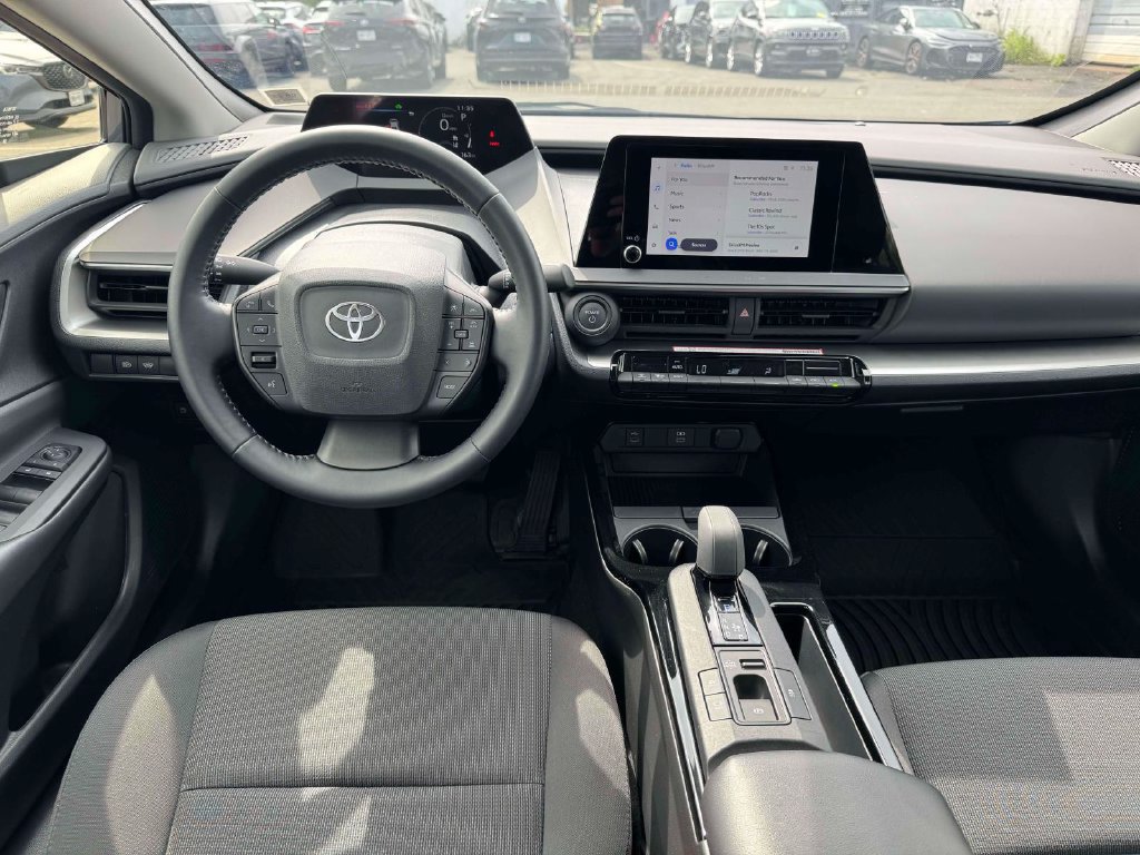 Certified 2025 Toyota Prius LE AWD/4WD image 19