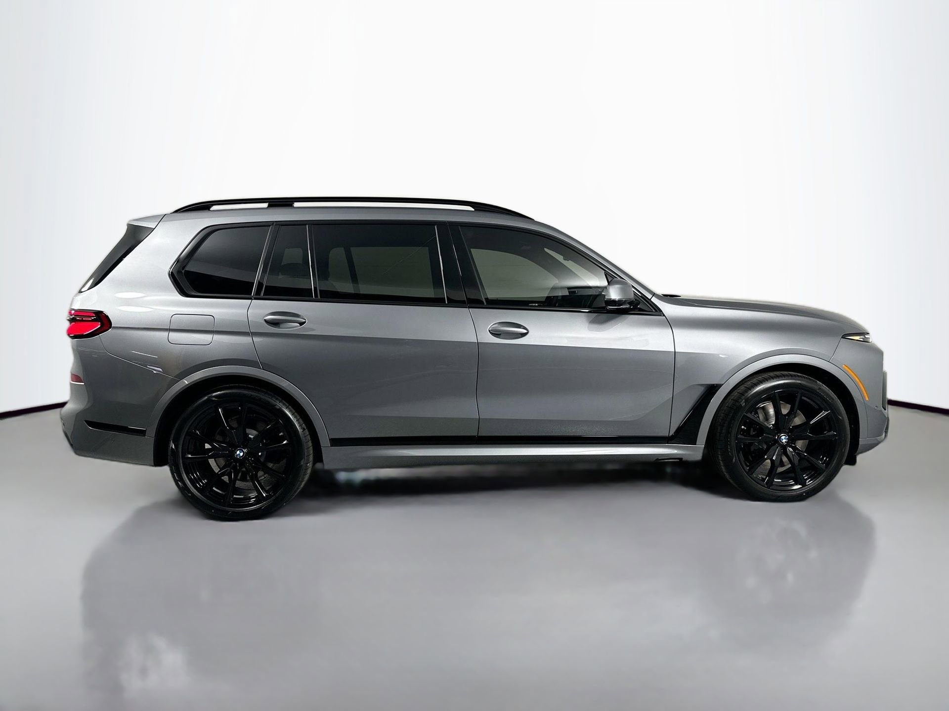 New 2026 BMW X7 xDrive40i image 4