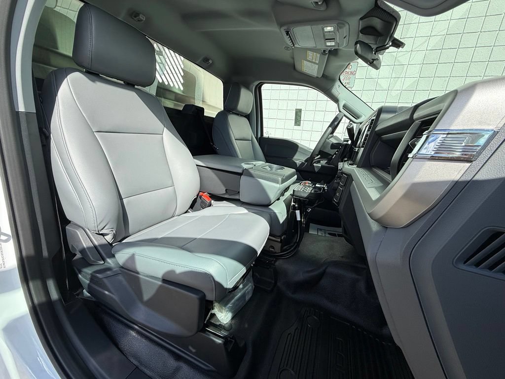 New 2026 Ford F550 4x4 Regular Cab Super Duty image 22