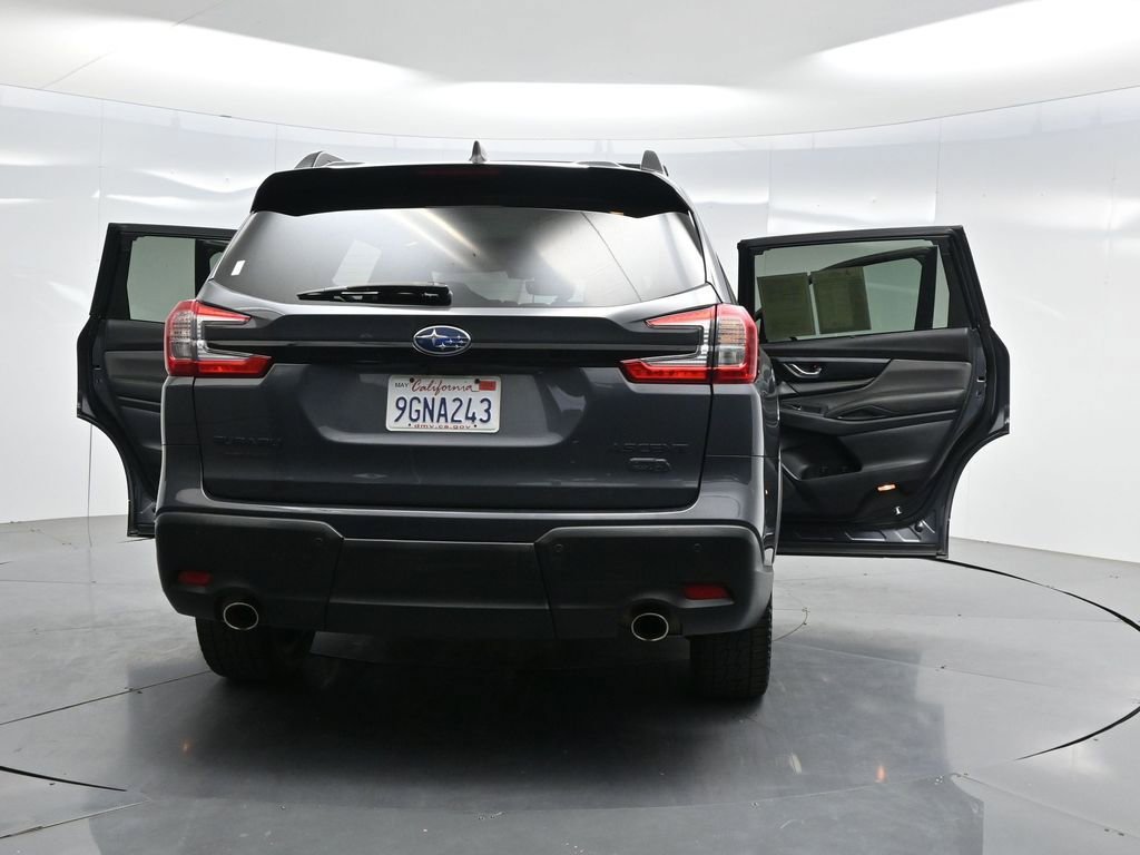 Used 2023 Subaru Ascent Onyx Edition Limited AWD/4WD image 35