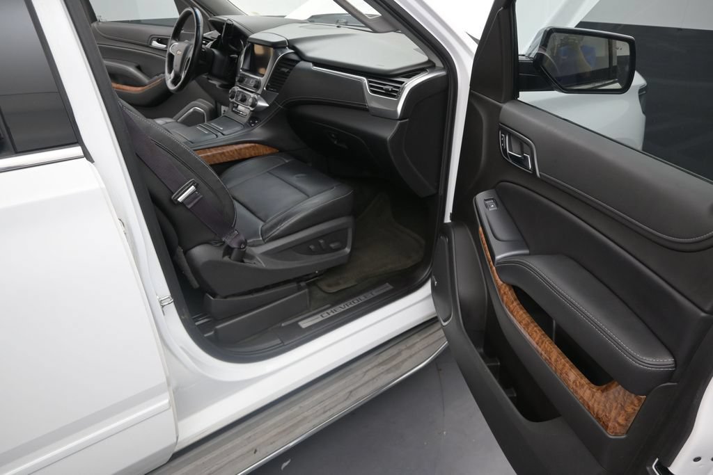 Used 2015 Chevrolet Suburban LTZ AWD/4WD image 14