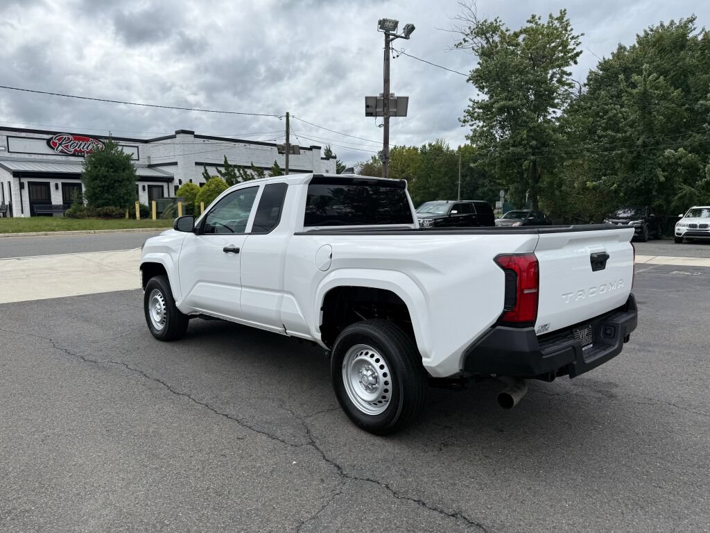 Used 2025 Toyota Tacoma SR RWD image 4