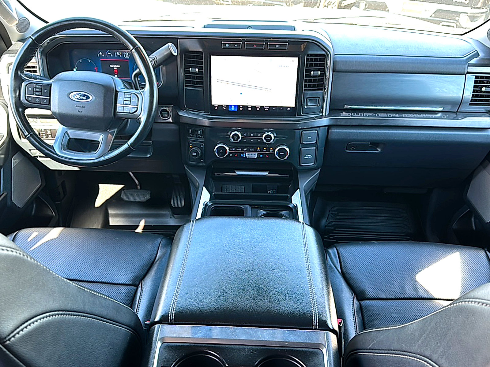 Used 2023 Ford F250 Lariat w/ Sport Appearance Package AWD/4WD image 21
