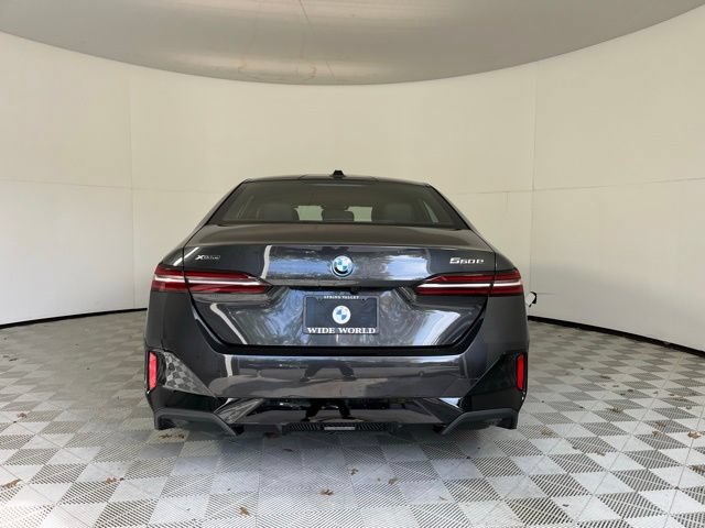 Used 2026 BMW 550e xDrive AWD/4WD image 6