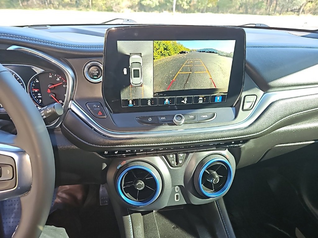 Used 2024 Chevrolet Blazer RS w/ Driver Confidence II Package image 18