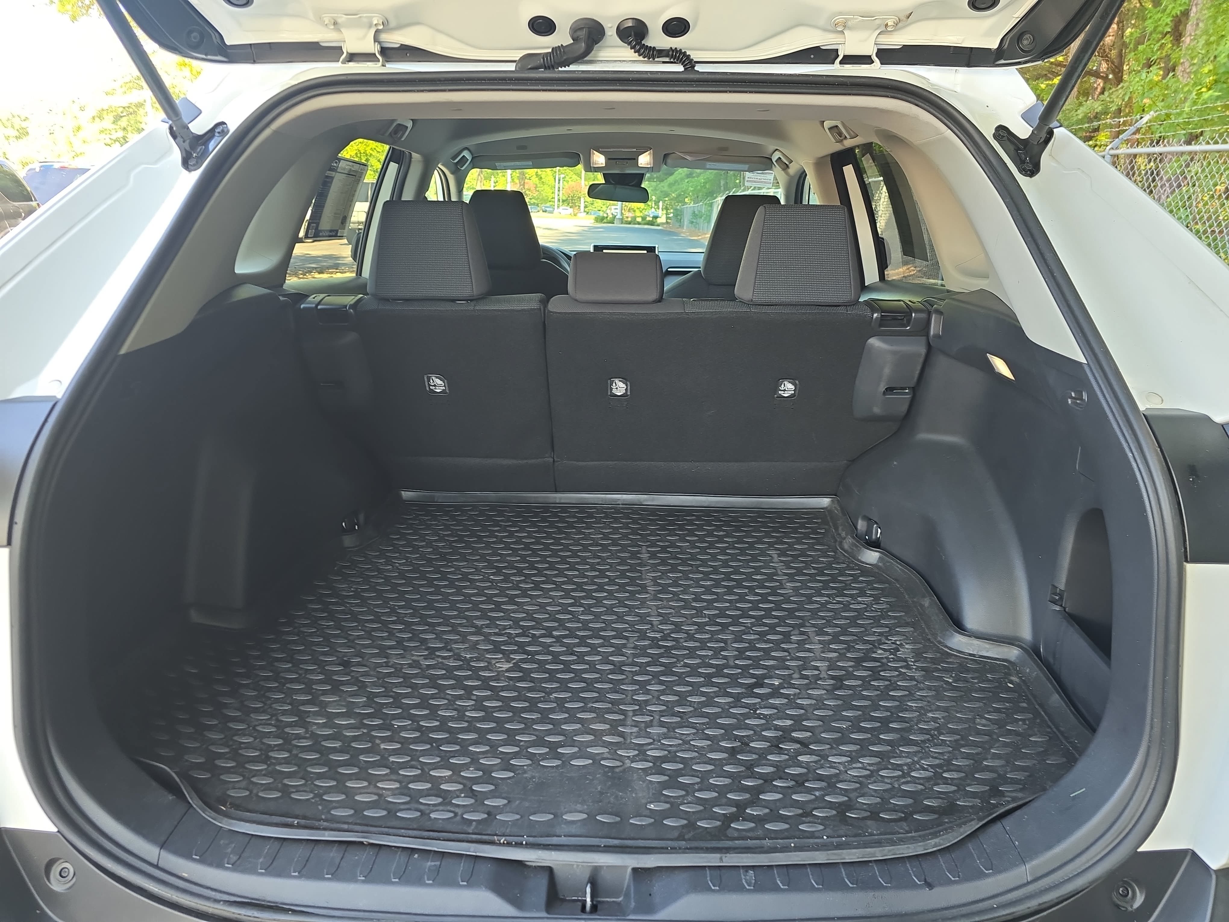 Certified 2023 Toyota RAV4 LE FWD image 13
