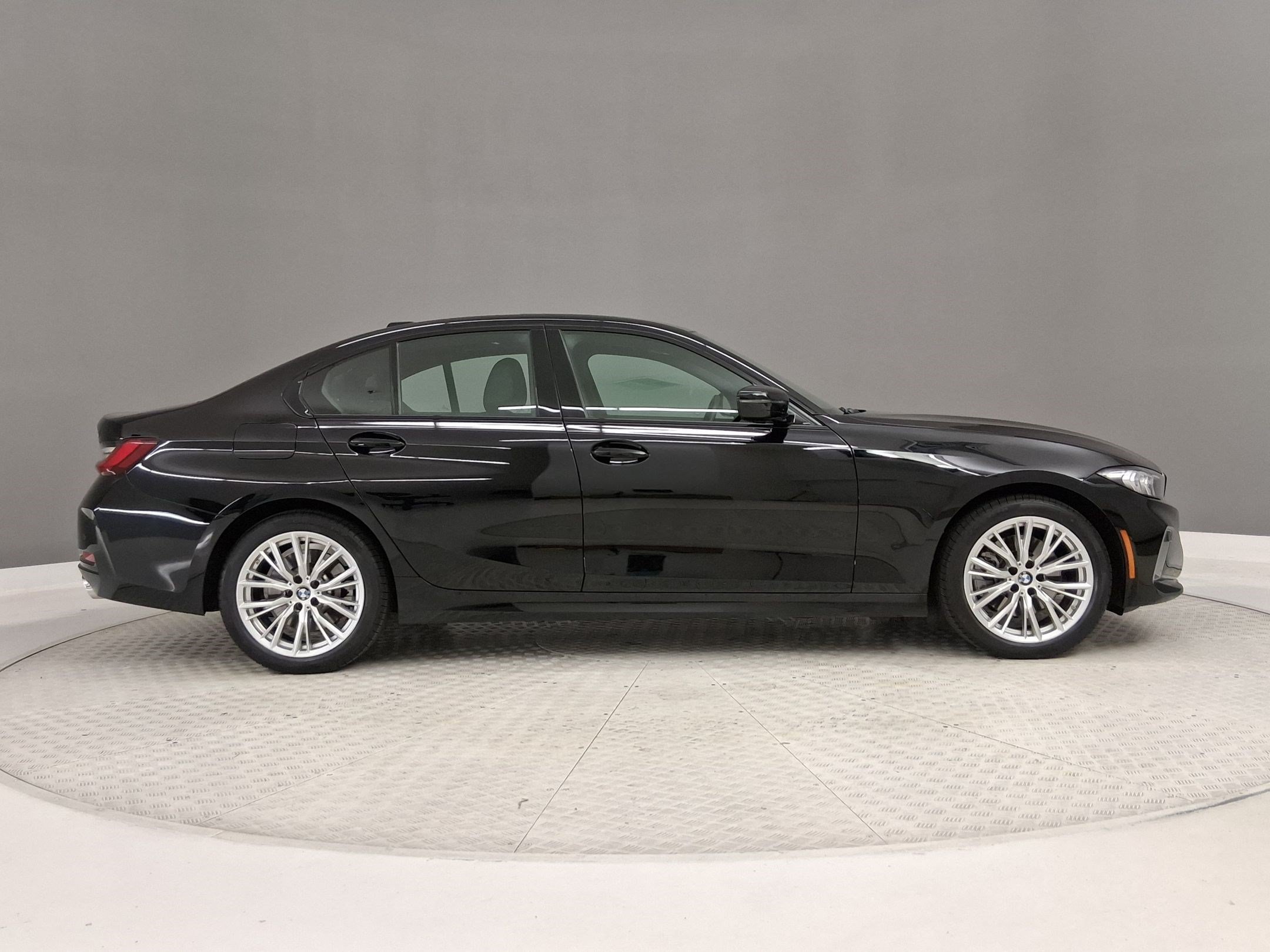 Used 2023 BMW 330i Sedan w/ Premium Package RWD image 8