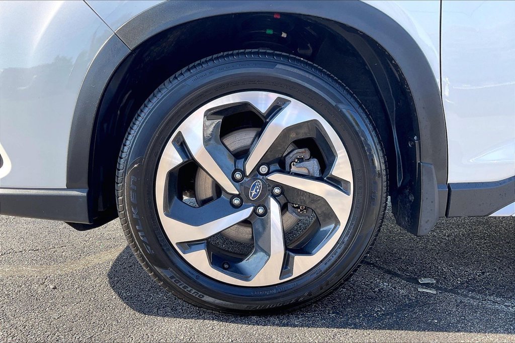 Certified 2023 Subaru Forester Touring AWD/4WD image 10