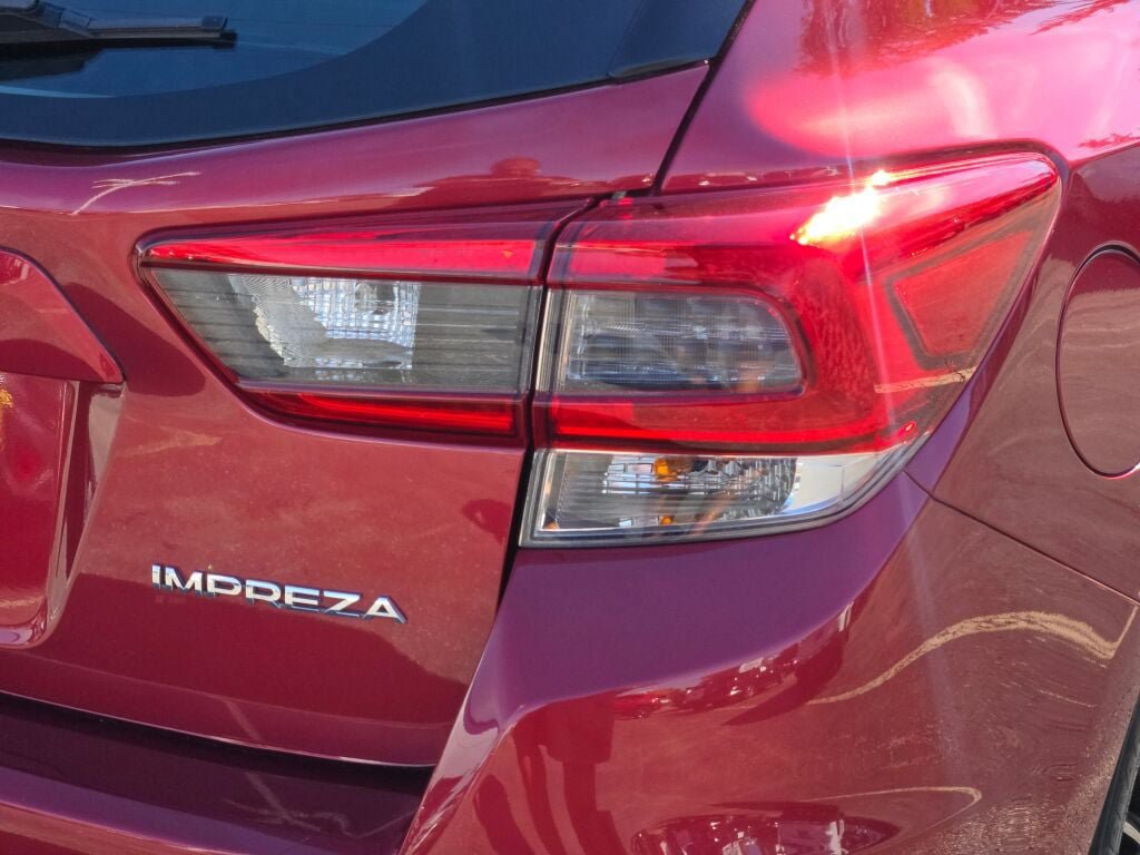 Used 2021 Subaru Impreza 2.0i Premium AWD/4WD image 13