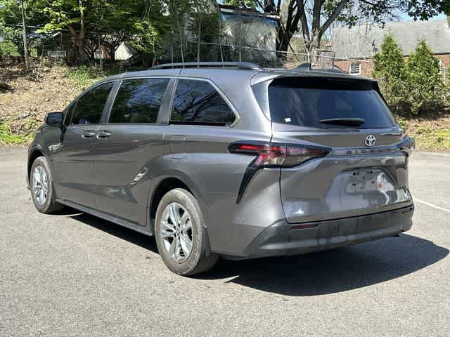 Used 2024 Toyota Sienna XLE w/ XLE Plus Package AWD/4WD image 22