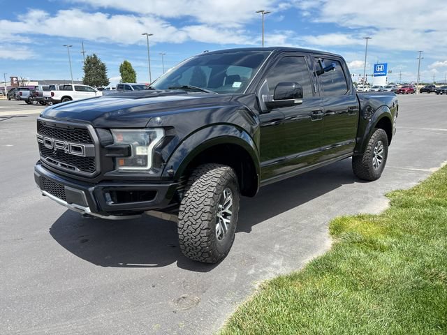 Used 2017 Ford F150 Raptor w/ Equipment Group 802A Luxury AWD/4WD image 7