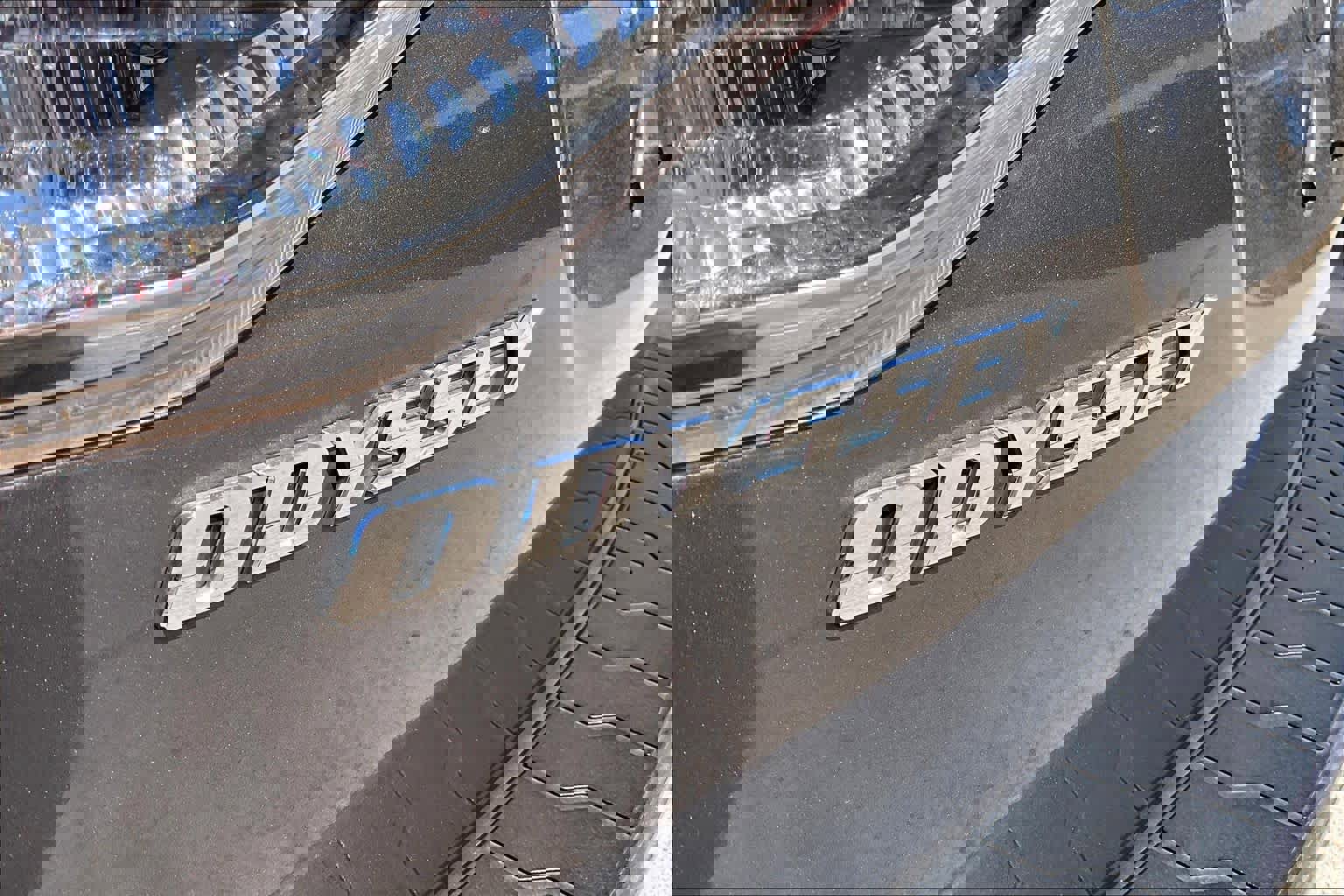 Used 2014 Honda Odyssey Touring Elite image 31