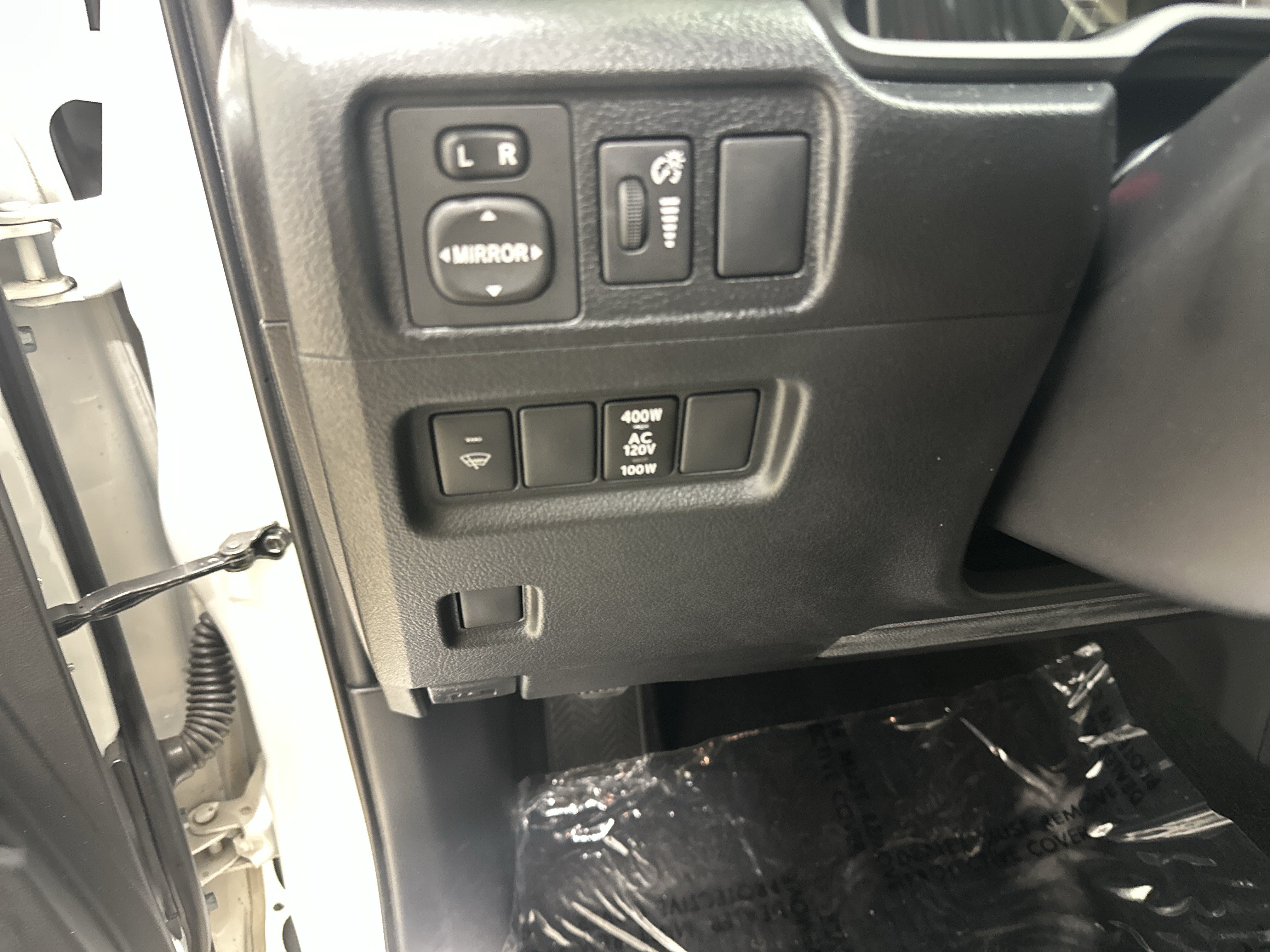 Used 2017 Toyota 4Runner SR5 Premium AWD/4WD image 37