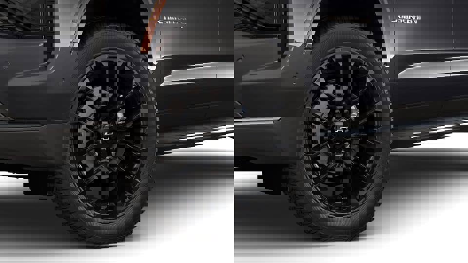 New 2025 Chevrolet Suburban Premier image 22