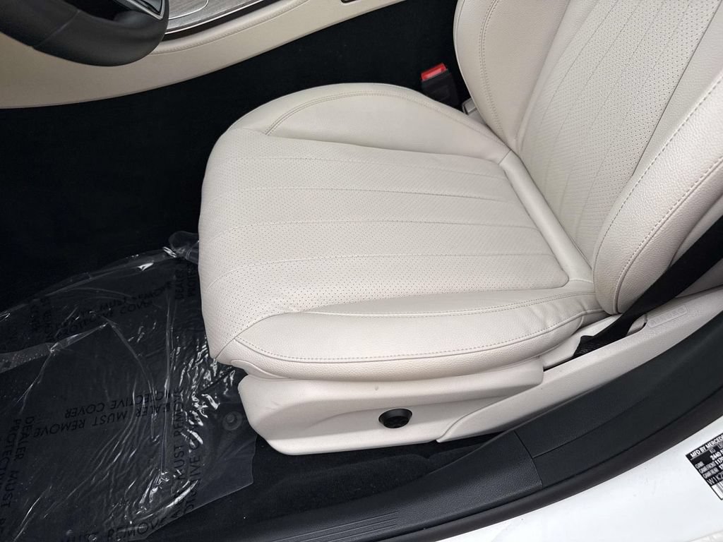 Used 2023 Mercedes-Benz E 350 4MATIC Sedan image 30