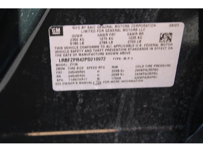 Used 2023 Buick Envision Essence w/ Sport Touring Package image 20