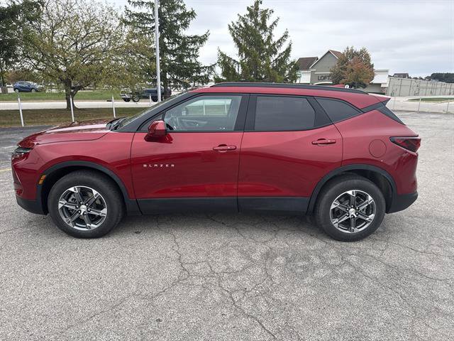 Used 2024 Chevrolet Blazer LT w/ Convenience Package FWD image 24
