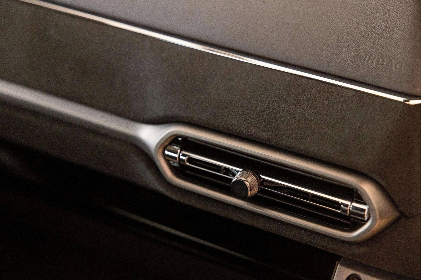 New 2026 Aston Martin V8 Vantage Coupe image 35